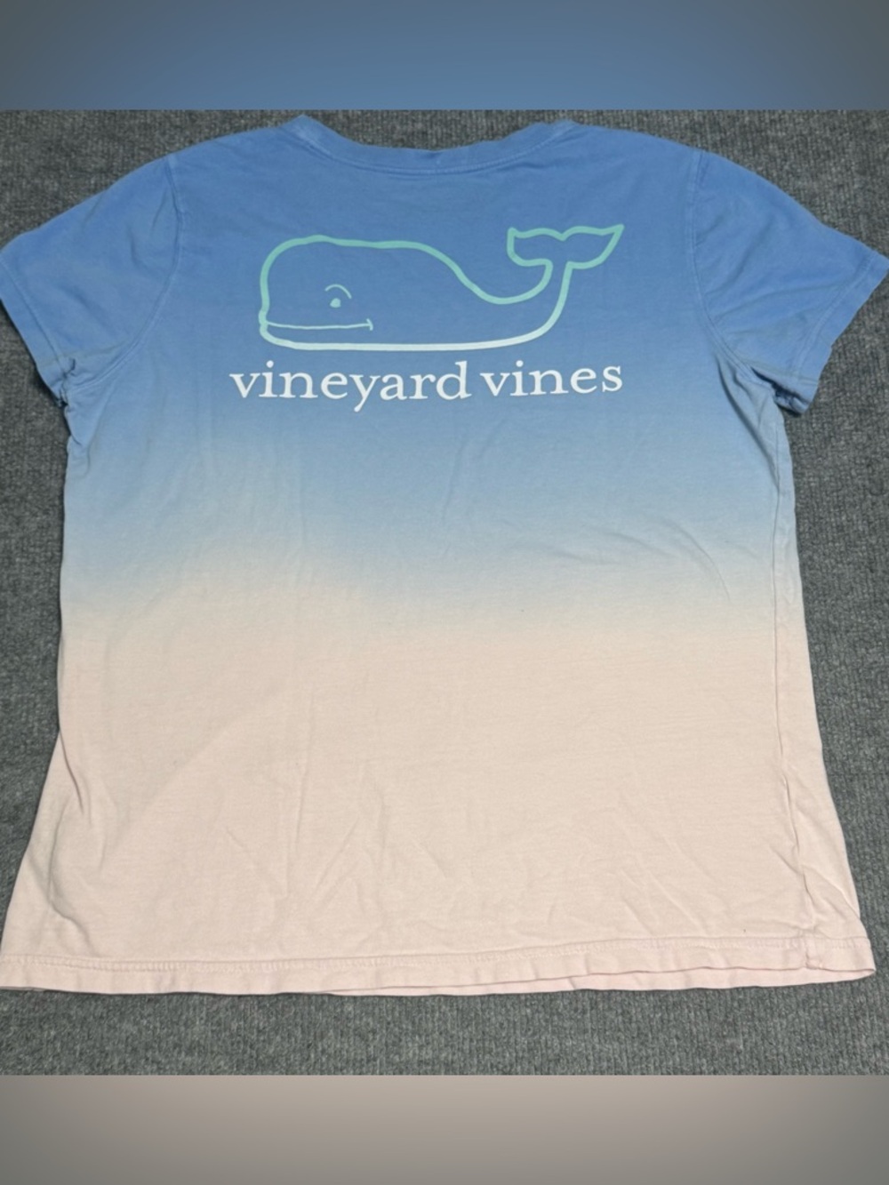 Vineyard Vines Shirt Medium Blue Pink Ombre Sunset Big Whale Logo Pocket Tee Top